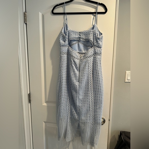 Bardot Midi V-neck Dress - Picture 4 of 6